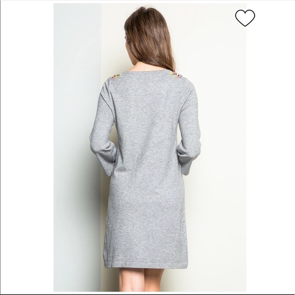 EUC THML Gray Pom Pom Confetti Sweater Dress - Picture 2 of 11